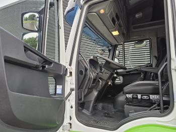 Iveco EURO CARGO 220 / LES / SCHOOL / FAHRSCHULE / CLOSED BOX